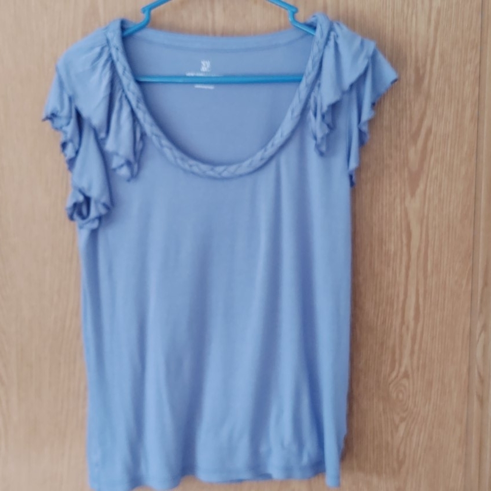 Short sleeve tee